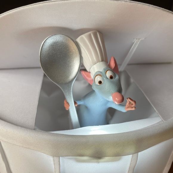 NWT DISNEY PARKS RATATOUILLE 3 piece Outfit/SET  music & movement - Picture 8 of 16